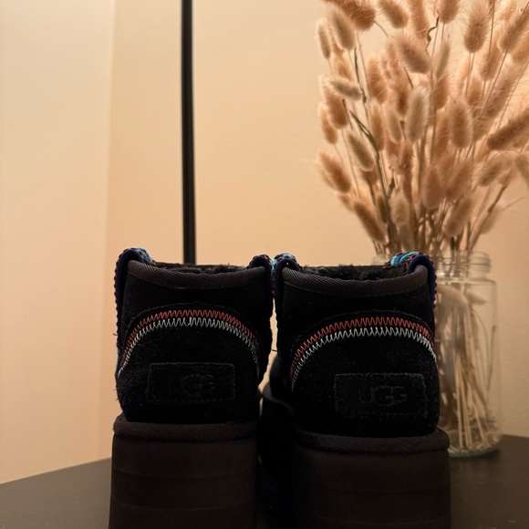 UGG PLATFORM BRAID PRINT - Picture 2 of 4